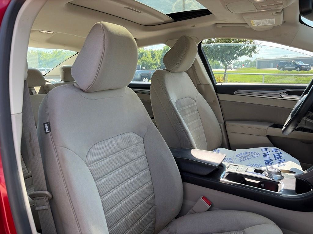 2020 Ford Fusion SE