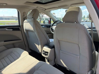 2020 Ford Fusion SE