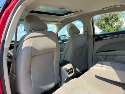 2020 Ford Fusion SE