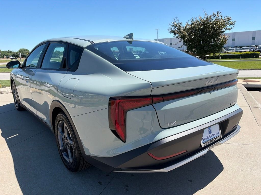2025 Kia K4 LXS