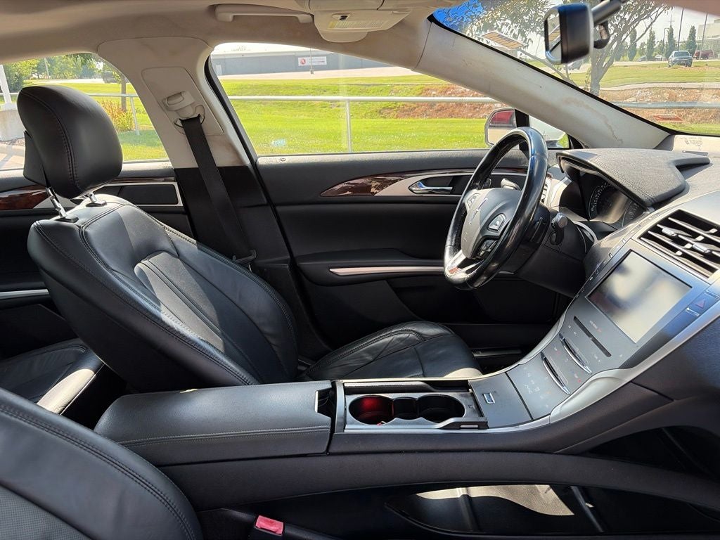 2015 Lincoln MKZ Base