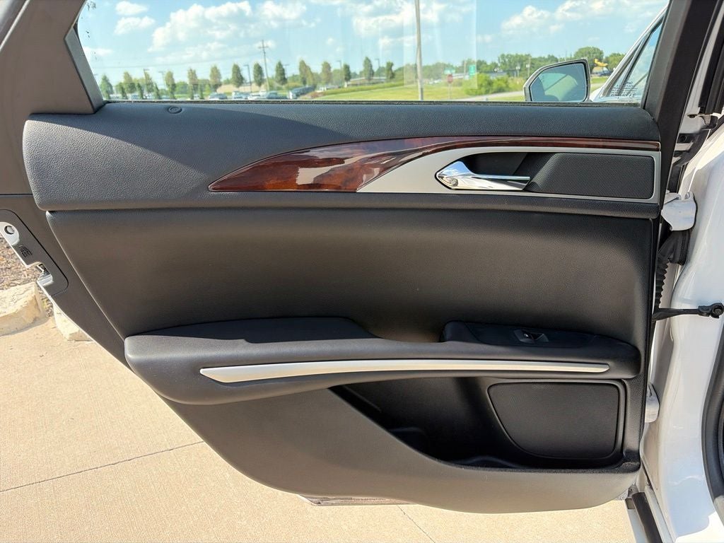2015 Lincoln MKZ Base