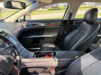 2015 Lincoln MKZ Base