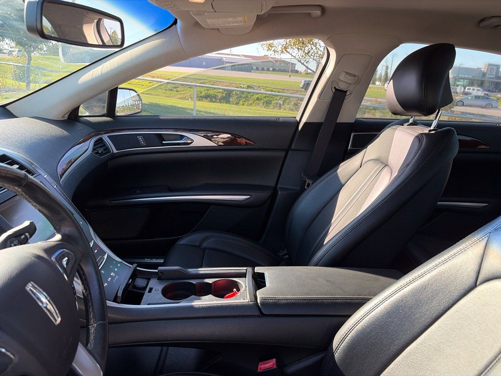 2016 Lincoln MKZ Hybrid Base