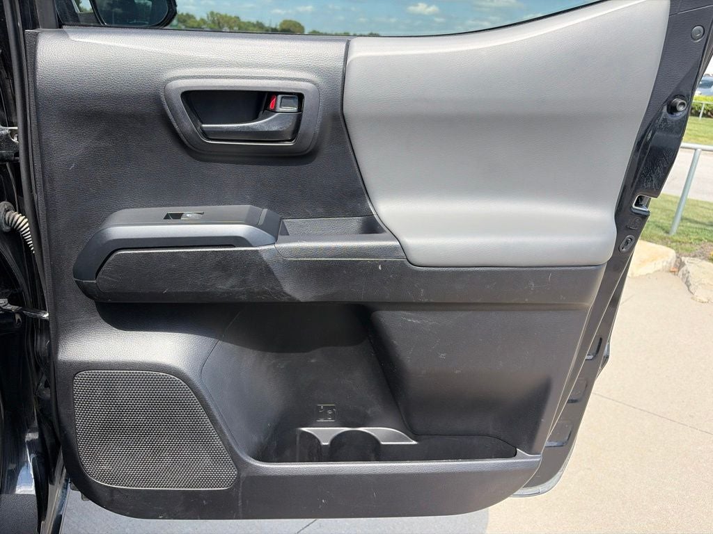 2021 Toyota Tacoma SR V6