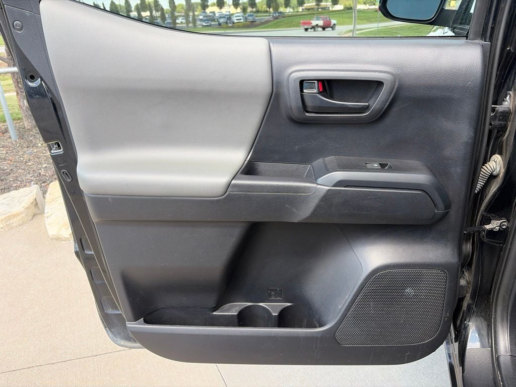 2021 Toyota Tacoma SR V6