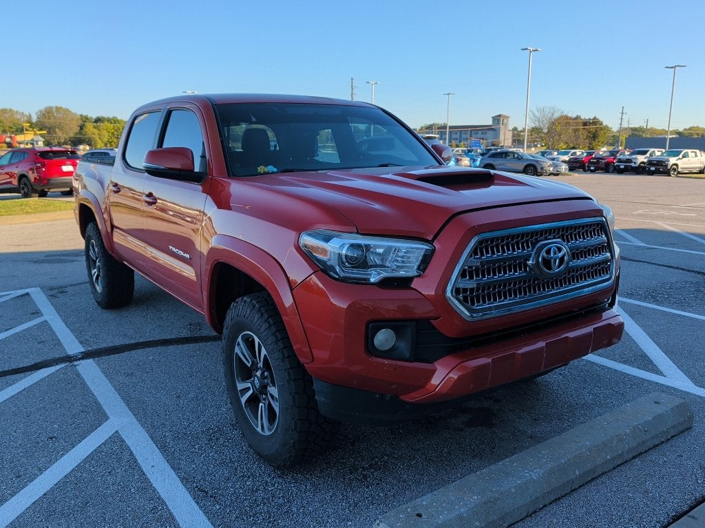 2017 Toyota Tacoma TRD Sport