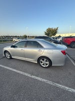 2014 Toyota Camry Hybrid SE Limited Edition 2014.5