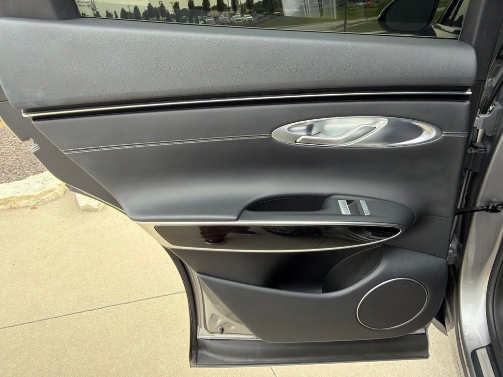 2025 Genesis GV70 2.5T