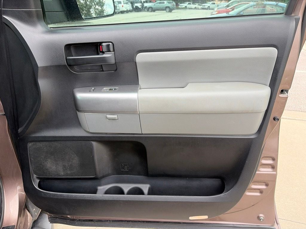 2019 Toyota Sequoia SR5 5.7L