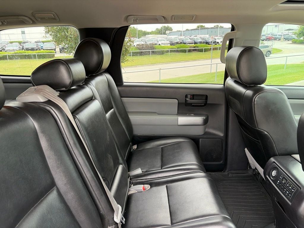 2019 Toyota Sequoia SR5 5.7L