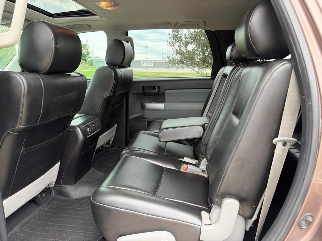 2019 Toyota Sequoia SR5 5.7L