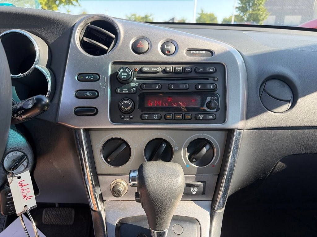 2005 Pontiac Vibe Base