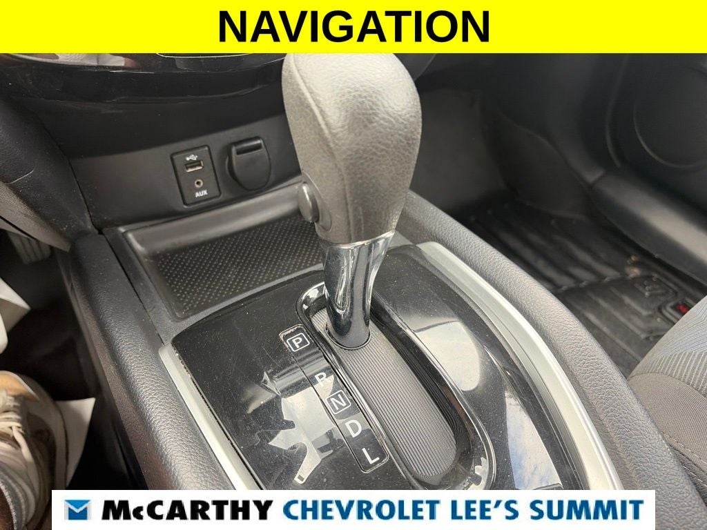 2016 Nissan Rogue SV