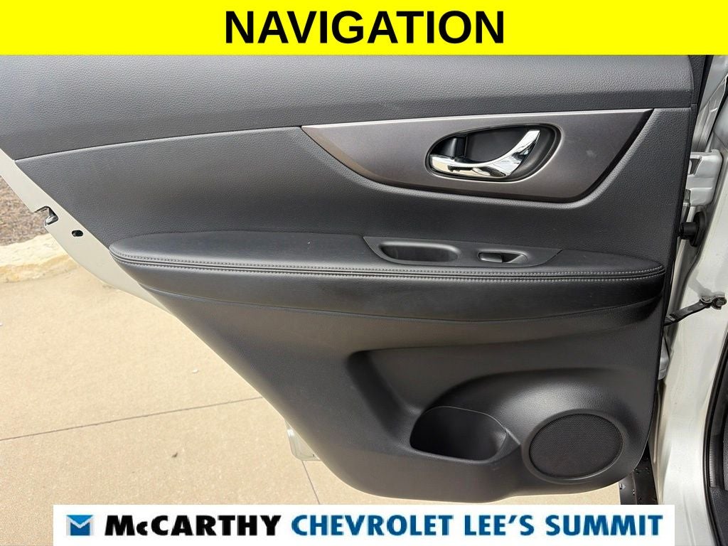 2016 Nissan Rogue SV