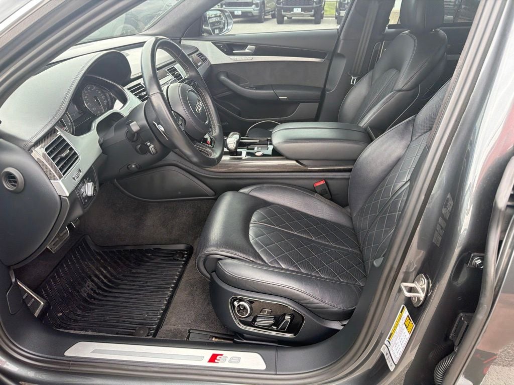 2014 Audi S8 4.0T quattro