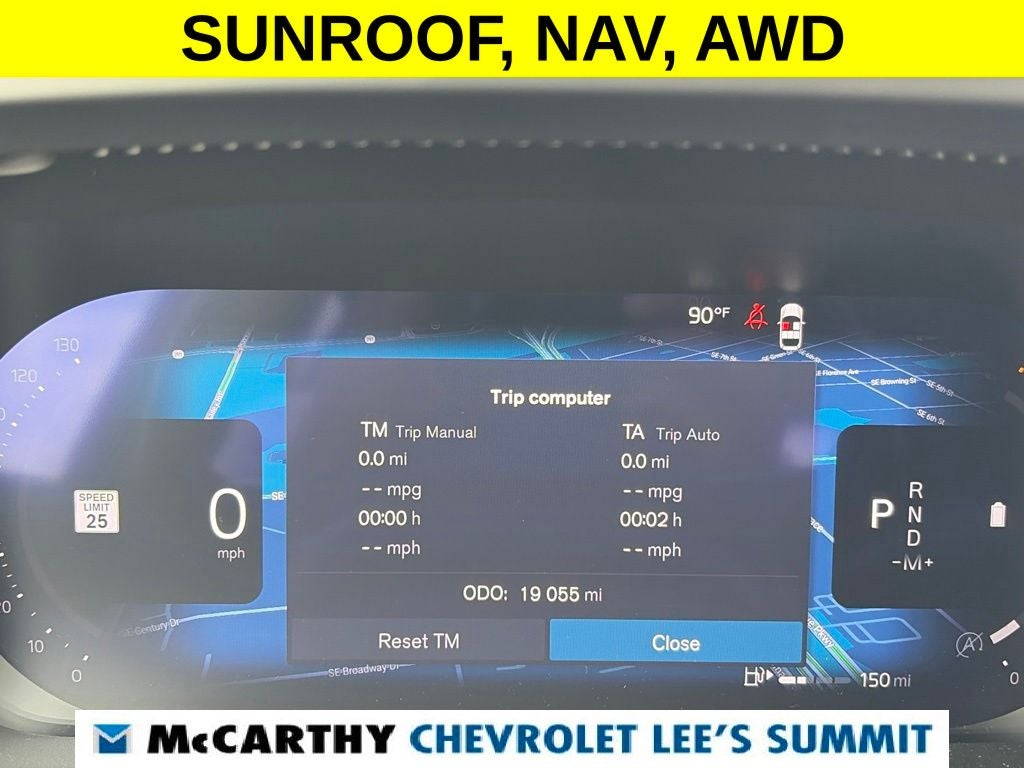2025 Volvo XC40 B5 Plus Bright Theme