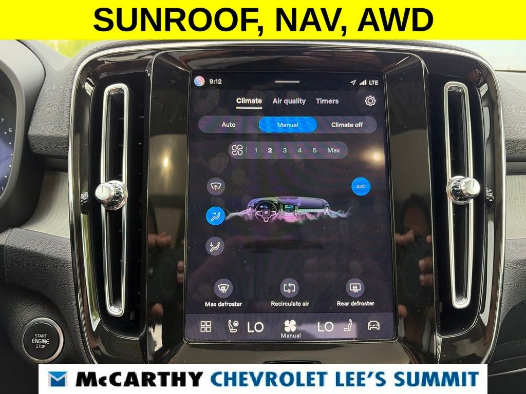 2025 Volvo XC40 B5 Plus Bright Theme