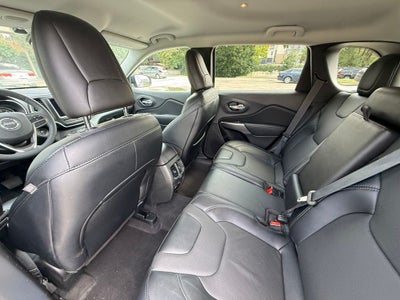 2022 Jeep Cherokee Latitude Lux
