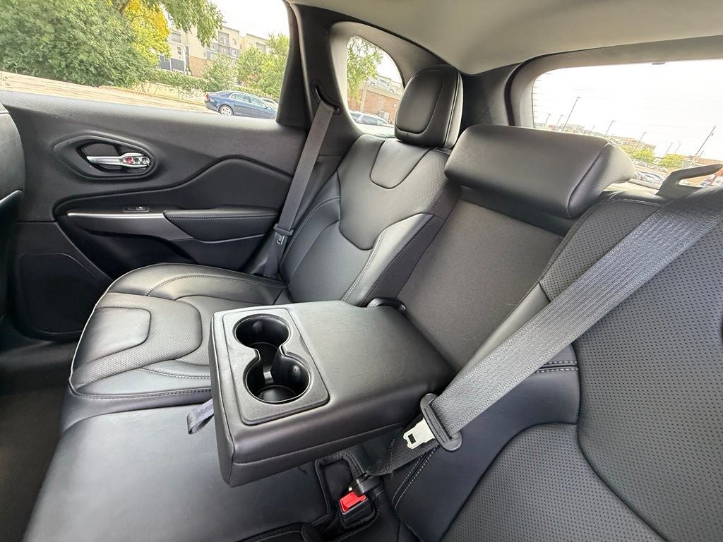 2022 Jeep Cherokee Latitude Lux