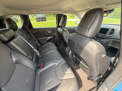 2022 Jeep Cherokee Latitude Lux