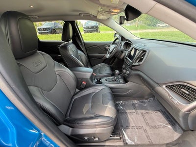 2022 Jeep Cherokee Latitude Lux