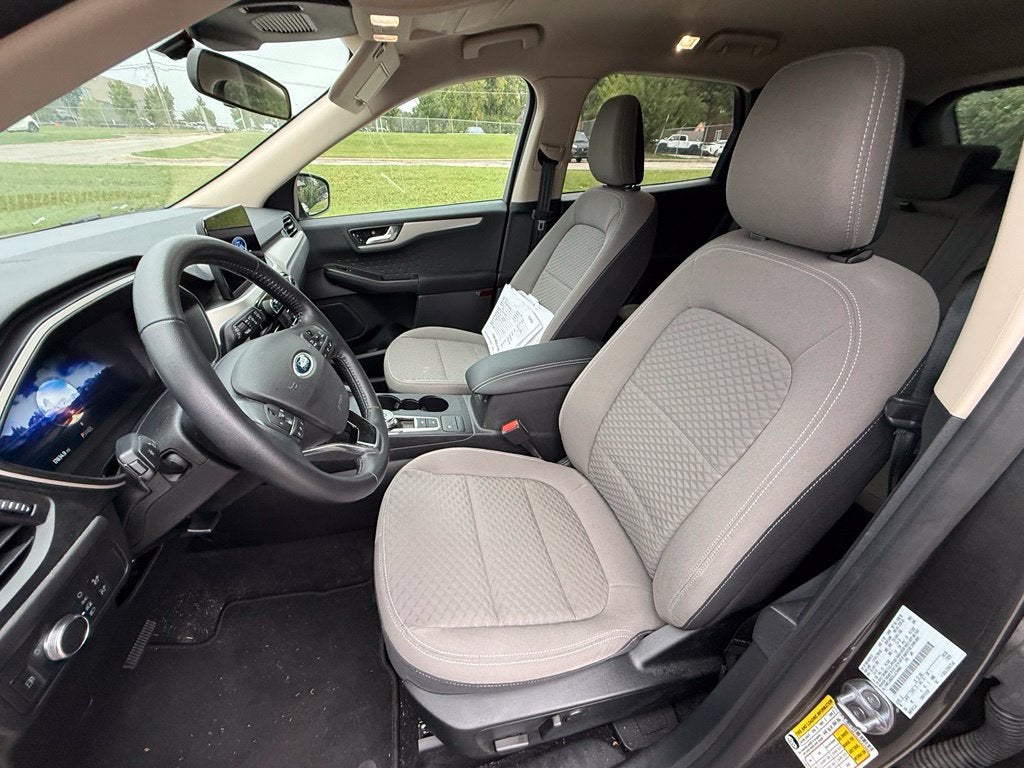 2020 Ford Escape Hybrid SE Sport