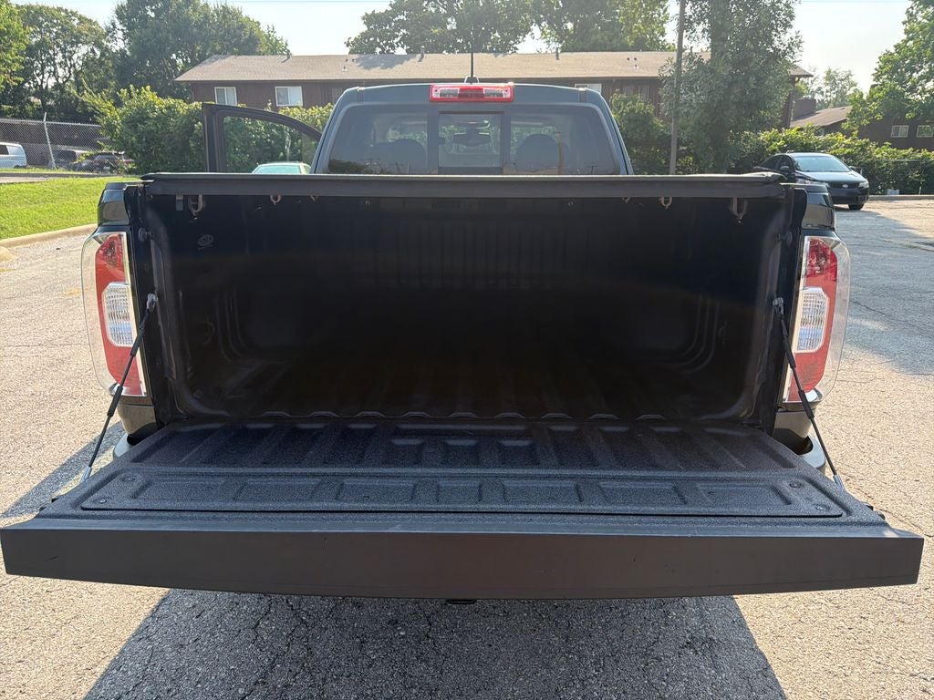 2017 GMC Canyon SLE1