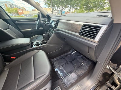 2023 Volkswagen Atlas 2.0T SE w/Technology