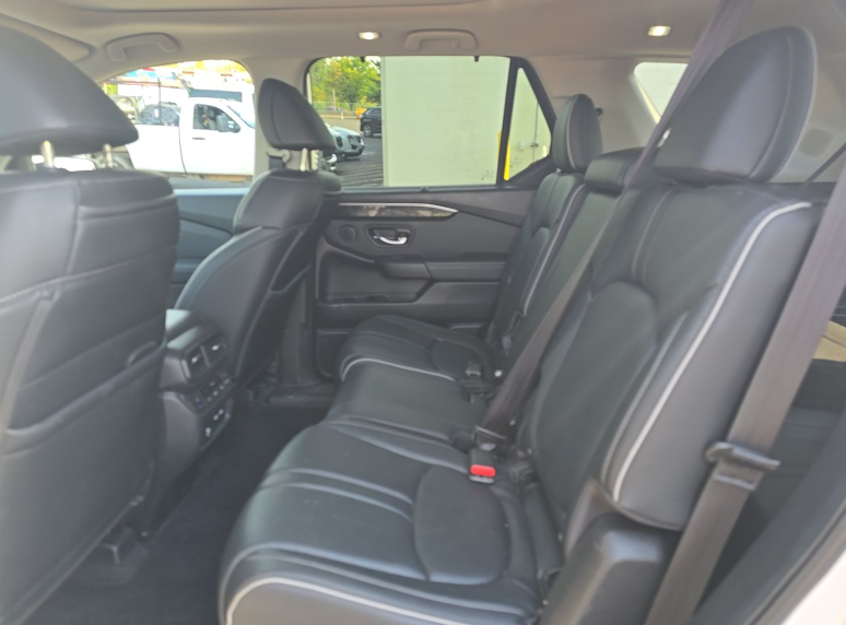 2023 Honda Pilot Sport