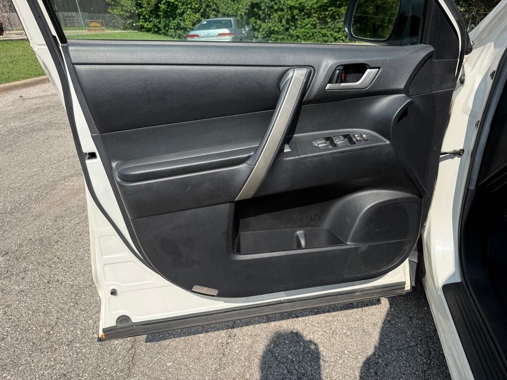 2013 Toyota Highlander SE
