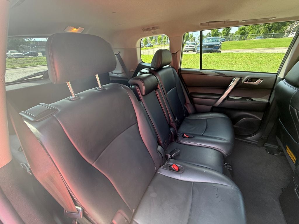 2013 Toyota Highlander SE