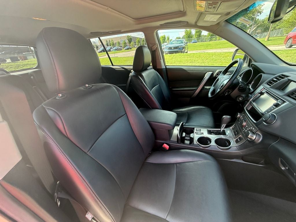 2013 Toyota Highlander SE