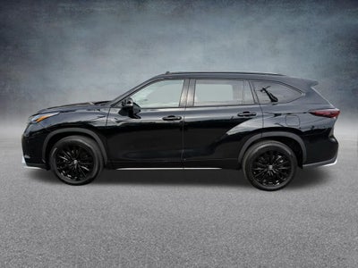 2025 Toyota Highlander XSE