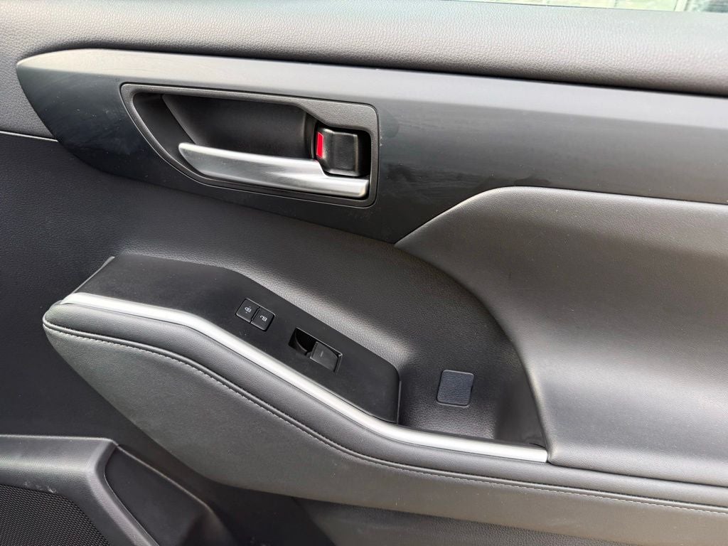 2025 Toyota Highlander XSE