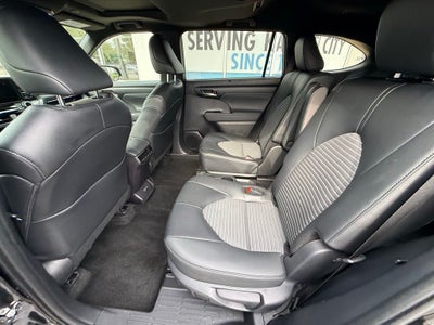 2025 Toyota Highlander XSE