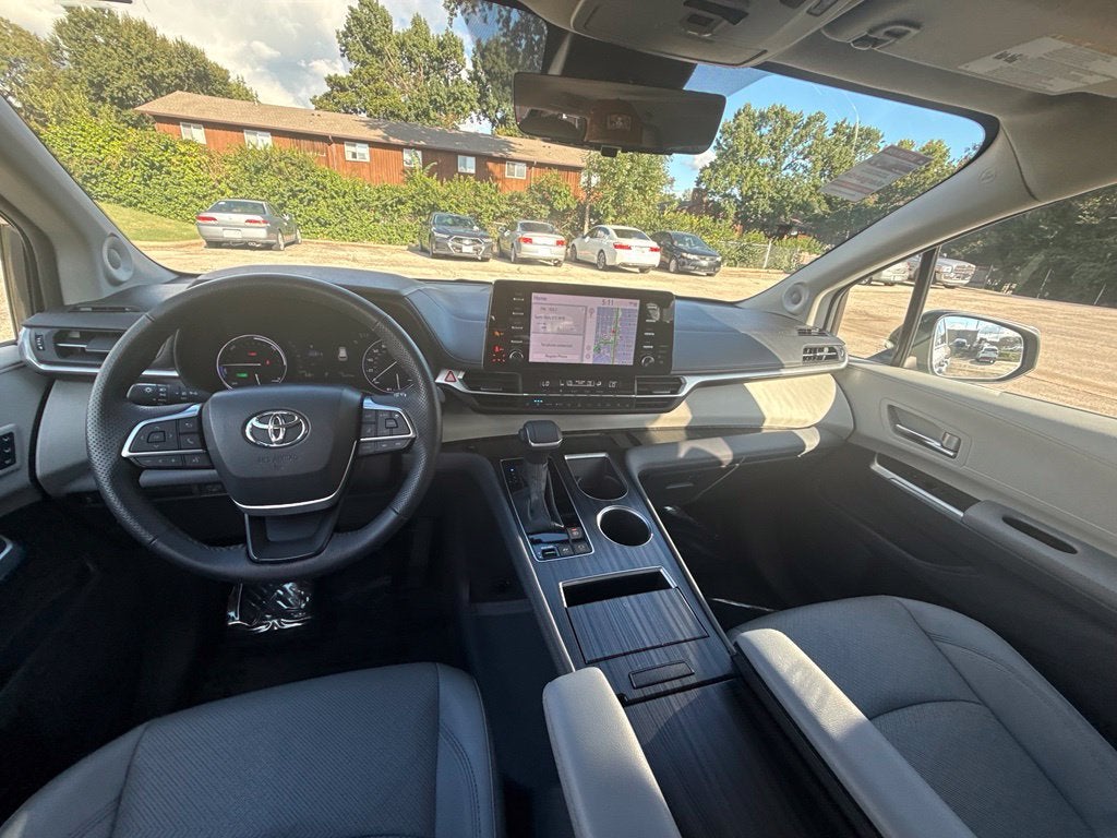 2024 Toyota Sienna Limited 7 Passenger