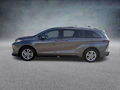 2024 Toyota Sienna Limited 7 Passenger