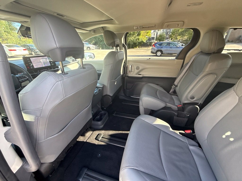 2024 Toyota Sienna Limited 7 Passenger