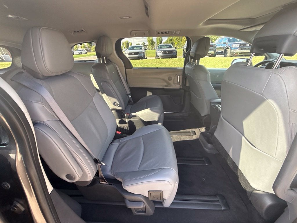 2024 Toyota Sienna Limited 7 Passenger