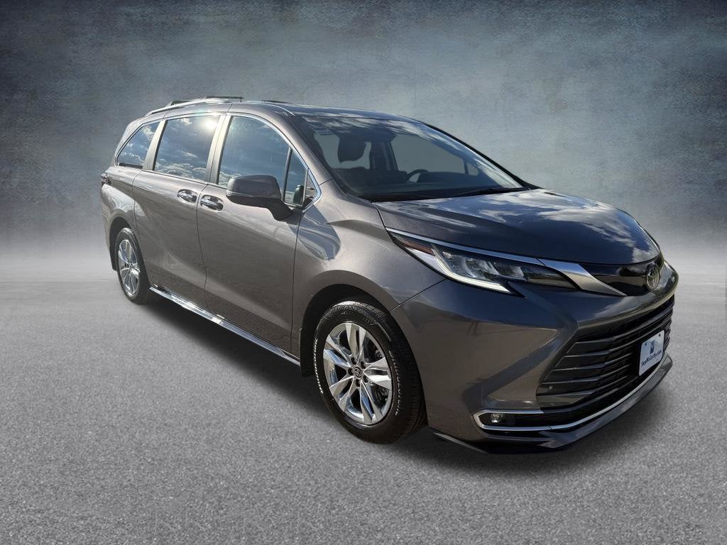 2024 Toyota Sienna Limited 7 Passenger
