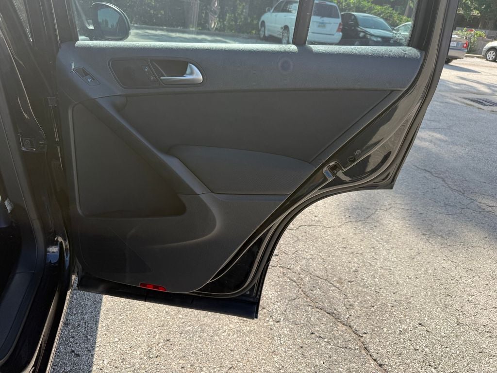 2014 Volkswagen Tiguan S