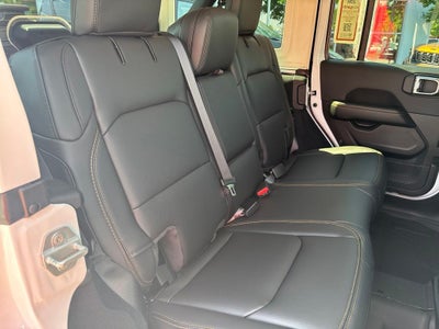 2027 Jeep Wrangler WRANGLER 4-DOOR SAHARA