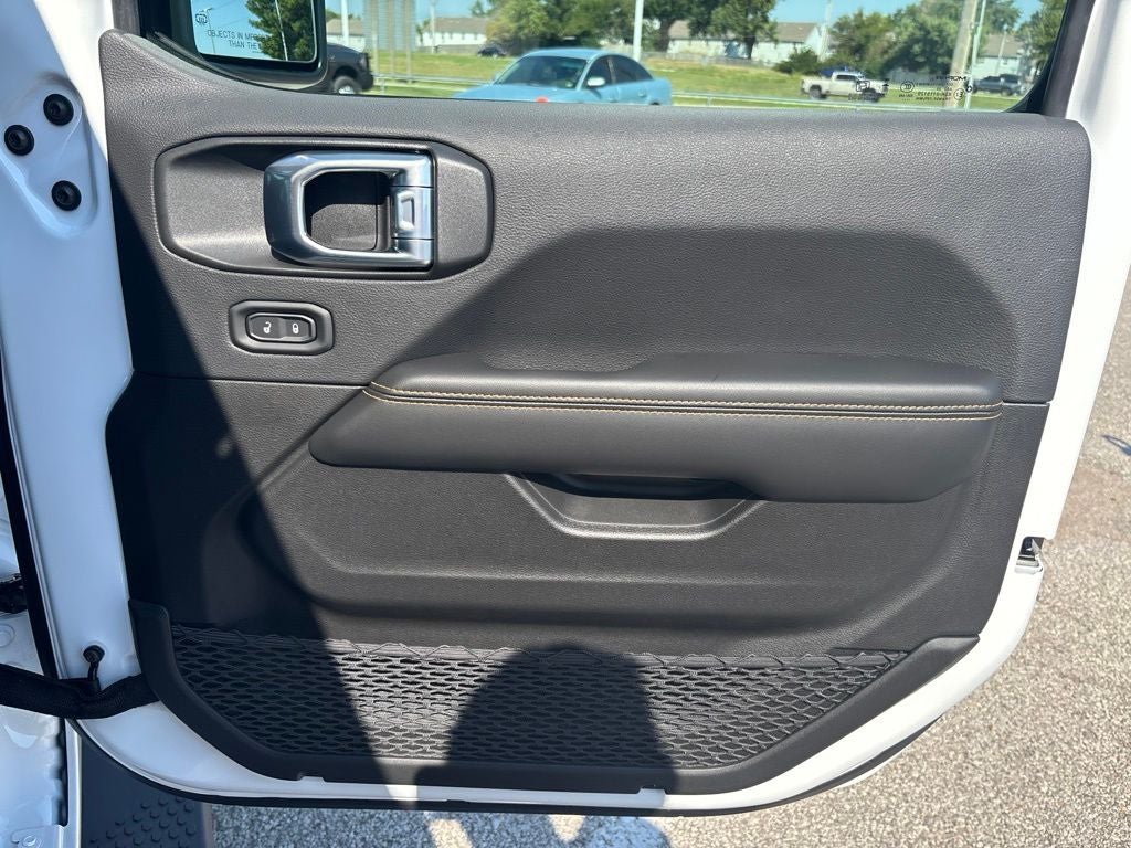 2027 Jeep Wrangler WRANGLER 4-DOOR SAHARA