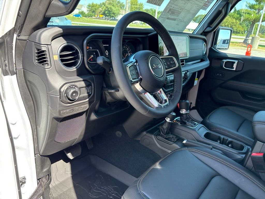 2027 Jeep Wrangler WRANGLER 4-DOOR SAHARA