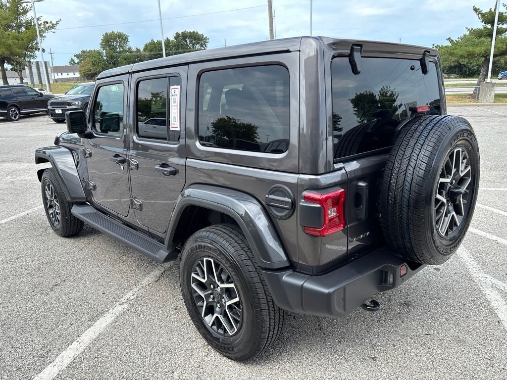 2027 Jeep Wrangler WRANGLER 4-DOOR SAHARA