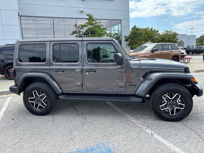 2027 Jeep Wrangler WRANGLER 4-DOOR SAHARA