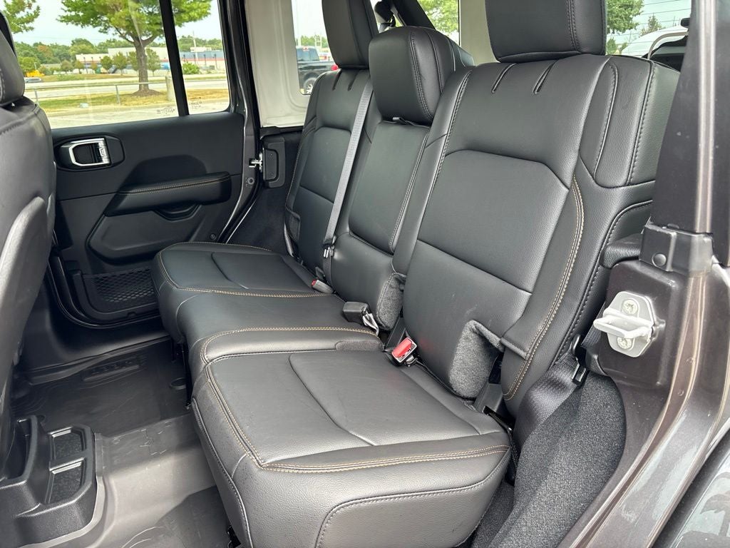 2027 Jeep Wrangler WRANGLER 4-DOOR SAHARA