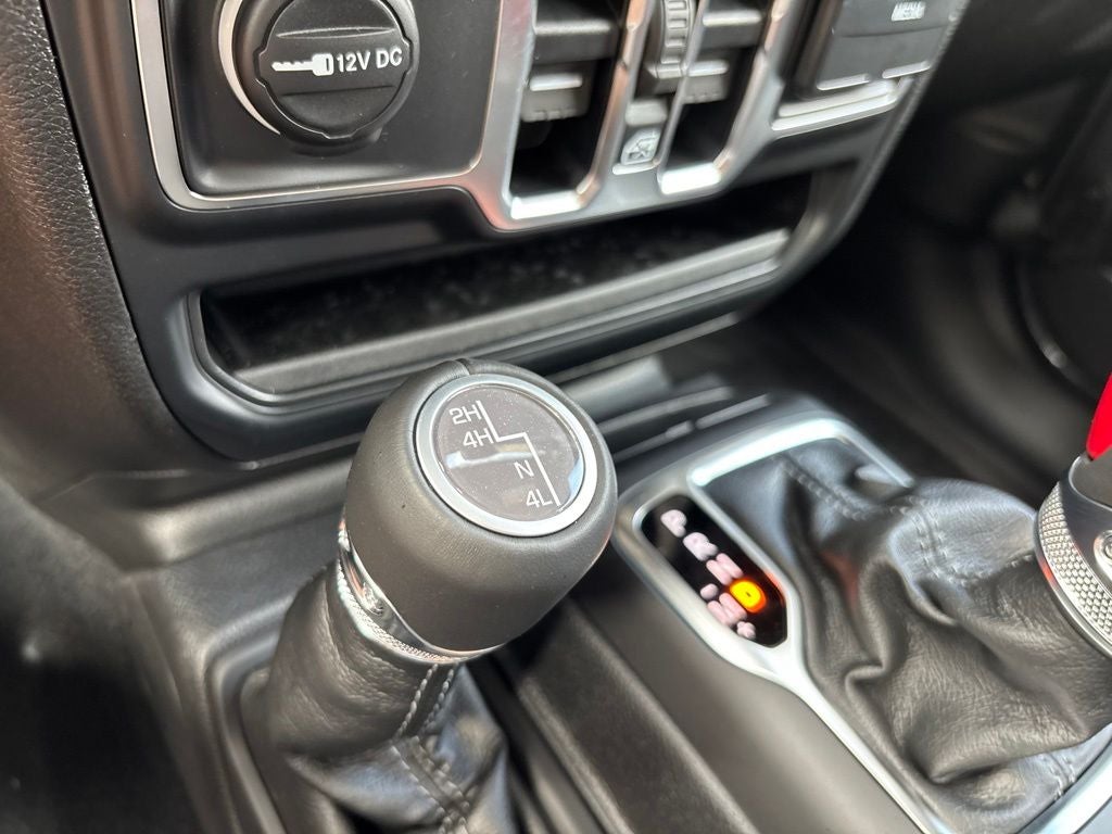 2027 Jeep Wrangler WRANGLER 4-DOOR SAHARA