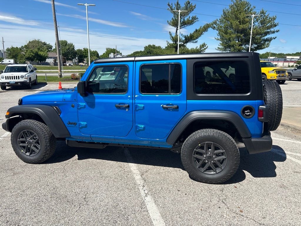 2026 Jeep Wrangler 4-Door Sport RHD 4x4